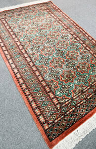 パキスタン　手織り絨毯　ウール　アクセントラグ size:129×82cm