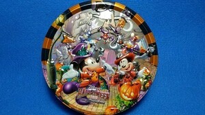 D6　同梱可能　コレクション放出　ディズニー　 缶　 ケース　 アンティーク　ハロウイーン2010