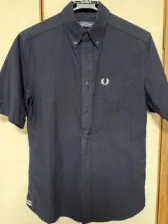 FRED PERRY 半袖シャツ ネイビー