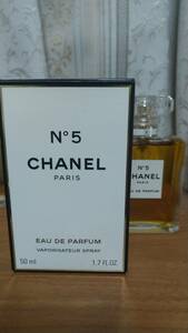 ”シャネル　CHANEL N°5　EAU DE PARFUM　オーデパルファム”　50ｍｌ