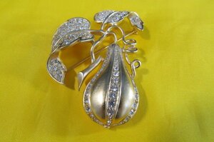 t3788　未使用保管品　ニナリッチ　ブローチ　　ゴールド　ラインストーン　アクセサリー　Nina Ricci