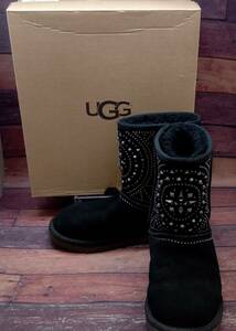 UGG アグ /ムートン スタッズ ブーツ /1013273 / BKACK/US 7 /サイズ 24cm/箱有り