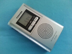 TOSHIBA 東芝 FM/AM　ポケットラジオ 　TY-SPR3 ★動作品