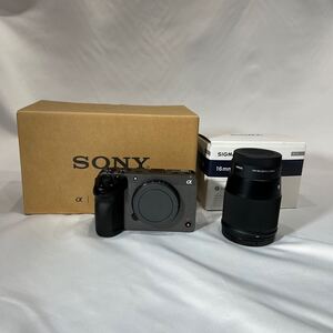 FX30 SONY APS-C　Cinema Line ＋SIGMA 16mm F1.4 DC DN バッテリーなし