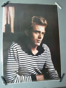 ●ジェームス・ディーン　ポスター サイズ：87×63㎝　（管理：6050）James Dean