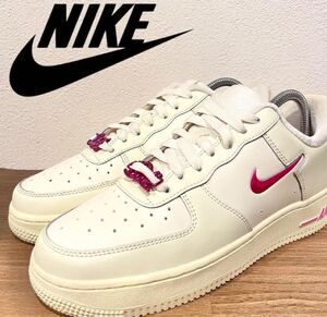 美品　NIKE W AIR FORCE 1 