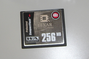 CFカード　256MB