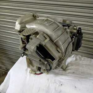 トヨタ　TOYOTA　GS136 クラウン　CROWN　ヒーターモーター　Assy