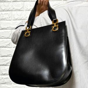 美品/入手困難◎ フェラガモ Salvatore Ferragamo メンズ トートバッグ 肩掛け ガンチーニ金具 がま口 レザー 本革 ブラック 黒 希少◎