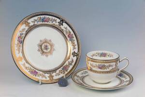 　　ウェジウッド　　豪華金彩 Old Cup&Saucer&Plate　 = 　W192y　= (1級品)