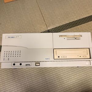 PC-9821 V7 NEC [中古]