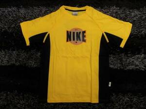 ◆◇【新品タグ付】NIKE 半袖Tシャツ　150◇◆