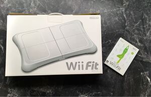 ニンテンドー★Wiiフィット　本体＆ソフト《USED》