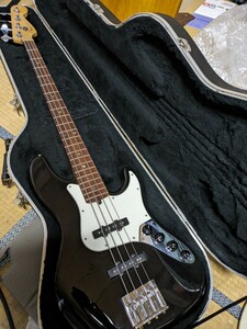 Fender American Deluxe Jazz Bass 