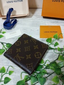 LOUIS VUITTON　ルイヴィトン　モノグラム　　財布　折り財布　男女兼用