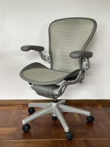 Herman Miller ハーマンミラー アーロンチェア Bサイズ Bタイプ ポスチャーフィット シルバー デスク オフィス チェア AE113AWB