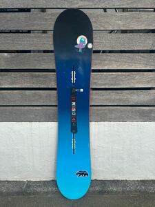 良品！BURTON CUSTOM バートン カスタム スモールズ 130cm キッズ スノーボード