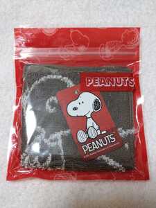 【新品・未開封】PEANUTS SNOOPY ハンカチタオル スヌーピー メイト