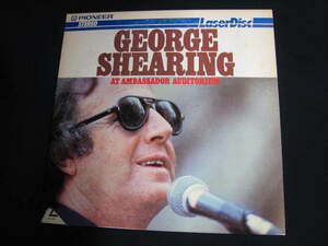 LD/GEORGE SHEARING/AT AMBASSADOR AUDITORIUM/MJ016-22MP