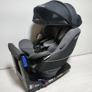 【送料込】アップリカ 綺麗 クルリラ プレミアム ISOFIX チャイルドシート 新生児～ 回転 ターン クリーニング済 フラディア