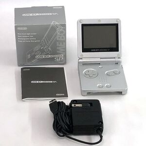 《ジャンク扱い》《レトロ》ゲームボーイアドバンスSP プラチナシルバー 動作確認済み/Nintendo/GBA/併売《ゲーム・山城店》A2860