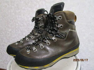 GARMONT（ガルモント）DAKOTA　LITE（ダコタ　ライト）GTX　＜MADE　IN　ルーマニア＞