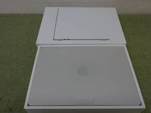 162-K84) 中古品 Apple MacBook Air 13インチ M2 2022年モデル スターライト メモリ8GB SSD256GB MLY13J/A 動作OK