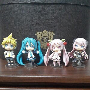 ねんどろいどぷち　4セット　桜ミク　シークレット　初音ミクりにゅーある　ボーカロイド　フィギュア