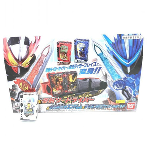 【中古】変身ベルト DX 聖剣ソードライバー & 水勢剣流水エンブレム & ライオン戦記 ワンダーライドブック 初回特典付