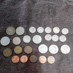 外国コイン　色々　25枚　