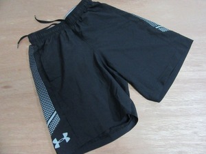 f7816n アンダーアーマー UNDERARMOUR 軽量 ハーフパンツ SM トレーニングウエア 黒系