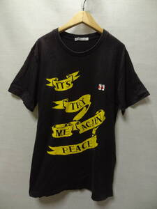 全国送料無料 ユニクロ UNIQLO UT メンズ 綿100%素材 黒色 半袖 It’S TRY ME AGAIN PEACE プリントTシャツ Mサイズ