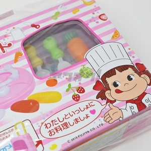 ★即決!!★新品★ペコちゃんのおままごとセット（パープル）キャリーケース付 不二家 非売品★