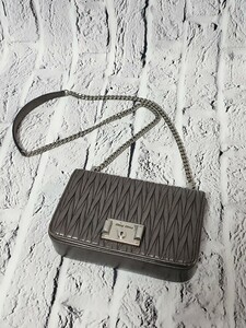 【売り切り】ミュウミュウ miu miu チェーンショルダーバッグ 3174-7