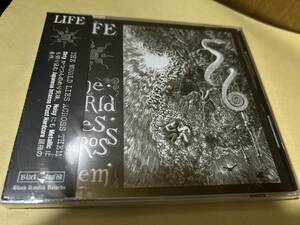 新品未開封 LIFE 「 The World Lies Across Them 」ジャパコア