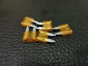 未使用 ミニヒューズ 5A 5個入り 管理No.39789