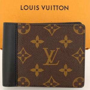 【未使用品】LOUIS VUITTON ルイヴィトン 二つ折り財布（小銭入れなし） モノグラム・マカサー M93801 RFID（ICチップ入り）