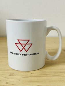 ☆ 送料無料 ☆ 未使用品 MASSEY FERGUSON マッセイファーガソンマグカップ ☆ 非売品 重機 トラクター