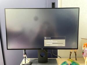 Dell u2718Q 27インチ 4K モニター