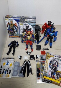 送料込み　5体まとめ売り　創動　仮面ライダービルド　仮面ライダーエボル　エボルト　グリス　パーフェクトキングダム　装動　SO-DO