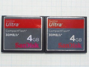 ★SanDisk コンパクトフラッシュ ４ＧＢ ２枚 中古★送料９４円～