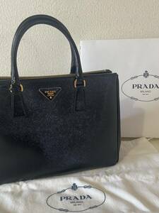 美品 PRADA プラダ サフィアーノ ハンドバッグ レザー トートバッグ ブラック