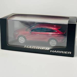 個人保管品 TOYOTA トヨタ HARRIER ハリアー センシュアルレッドマイカ ミニカー 1/30スケール ダイキャスト製 カラーサンプル ケース入り