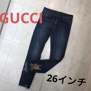 ★美品★GUCCI　スキニーデニム　ジーンズ　パンツ　刺繍入り　26インチ