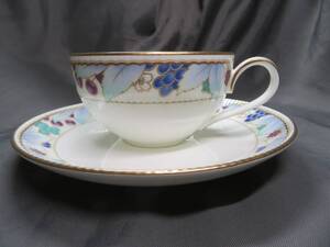 優雅　Ｎｏｒｉｔａｋｅ ノリタケ 金彩　ティーカップ＆ソーサー 1客 