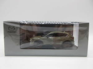 ミニカー　1/43　マツダ　新型CX-5　フィールドジャーニー　ジルコンサンドメタリック　ディーラー正規品　モデルカー　カラーサンプル