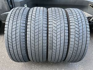 ブリヂストン ブリザック VRX3 205/70r15 8分 2021年製