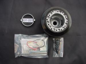 ZZE122 NCP60 ACR30 JZS171 ZZT231 JZX110 AZR60等 ステアリングボス OT-237　