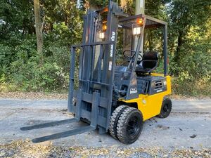 コマツ（KOMATSU）　フォークリフト 1t 型式FG10-12ガソリン車　マニュアル車 パワステ 整備済み 調子良好 下取り可能　千葉県