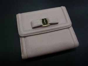 ■美品■ Salvatore Ferragamo フェラガモ ヴァラリボン レザー 二つ折り 財布 ウォレット 札入れ 小銭入れ ピンク系 DH1423